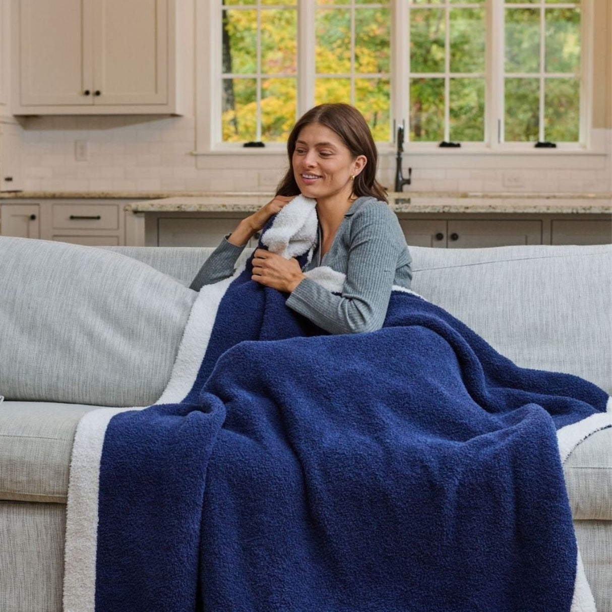 Cozy Stretch Throw Blanket