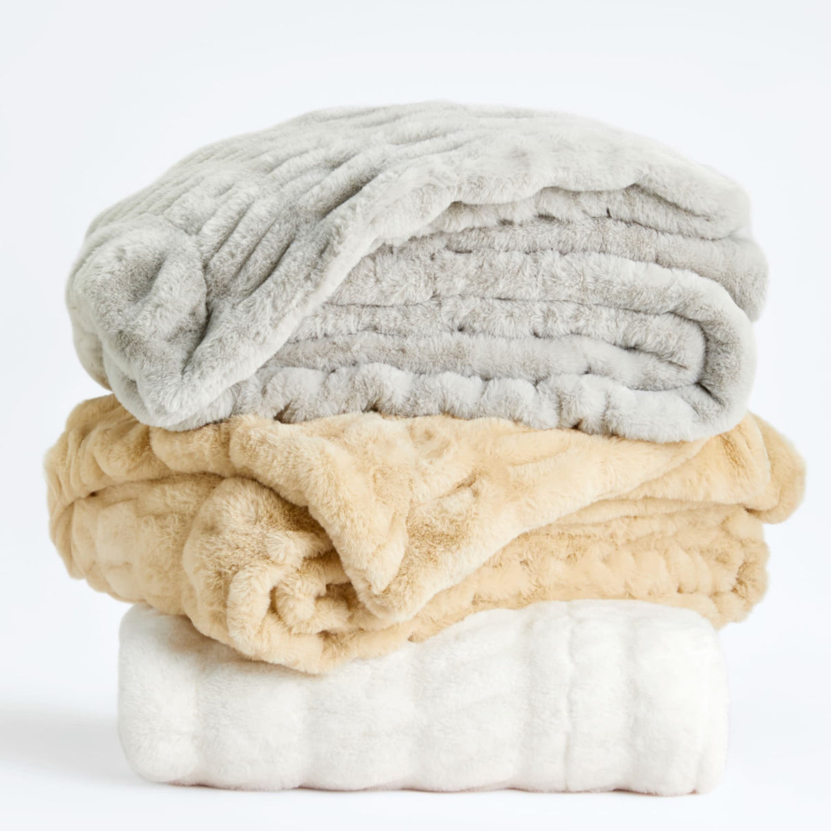 Faux Fur Rippled Throw Blanket