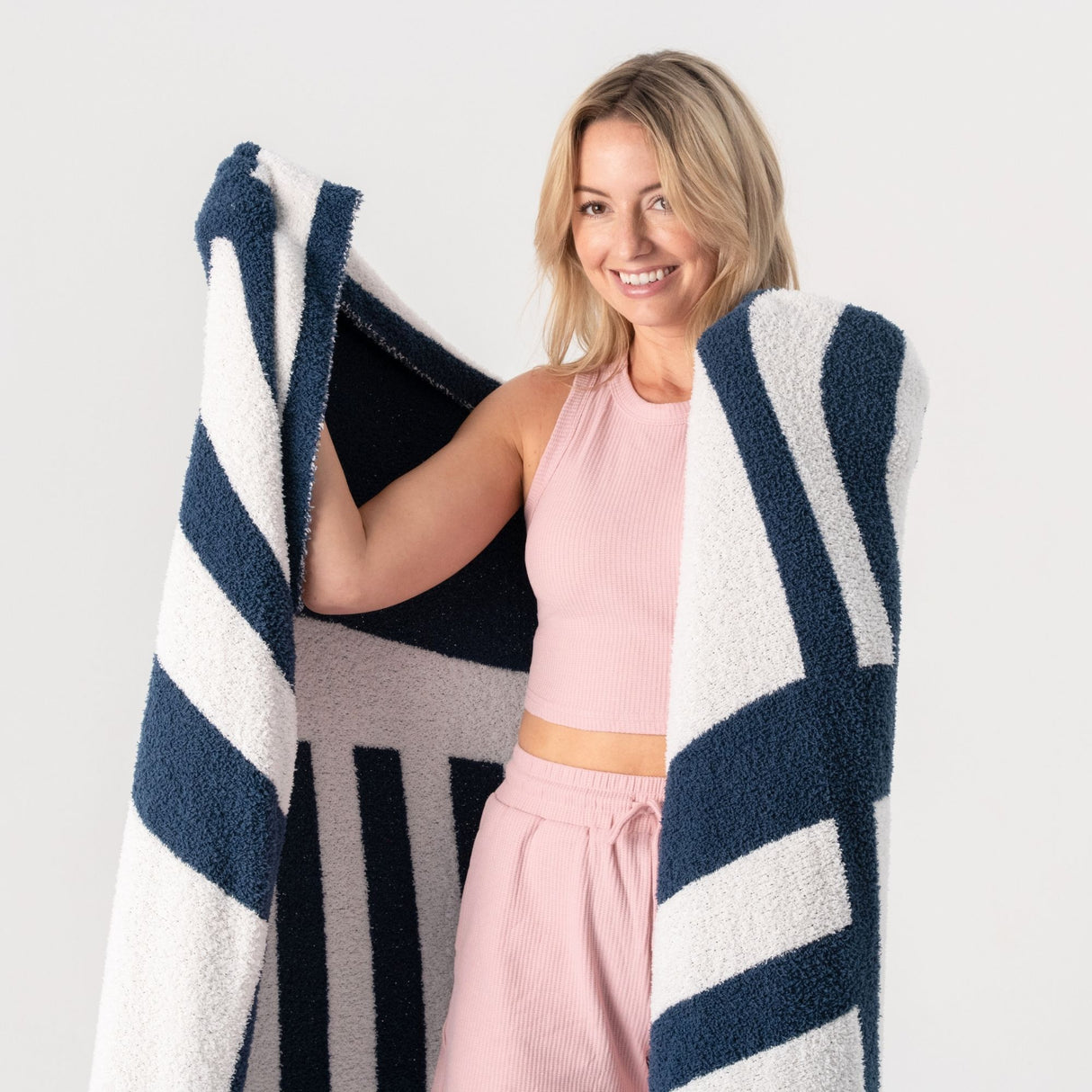 Navy / White Reversible Squares